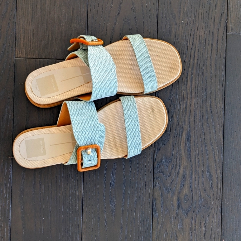 FREE DolceVita Summer Sandals size 7.5 With Any Dress